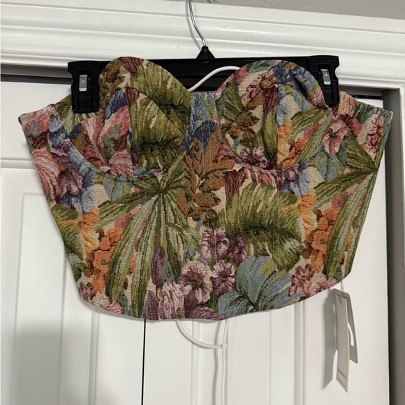 Commense Tops - Commense Multicolor Floral Crop Top